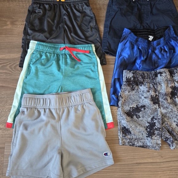 Boys Size 5 Shorts Bundle - Picture 2 of 3